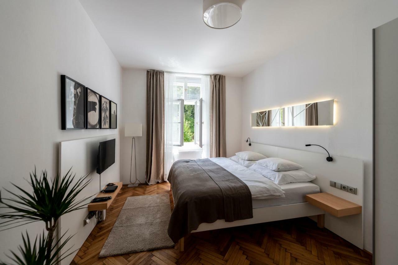 Apartment Slavikova 11 Prag Exterior foto
